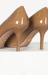 Patent pumps in nougat