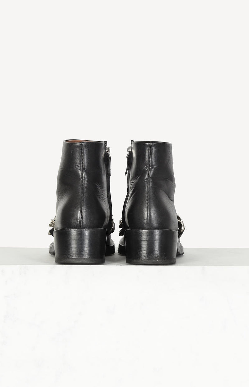 Boots Chain in Schwarz