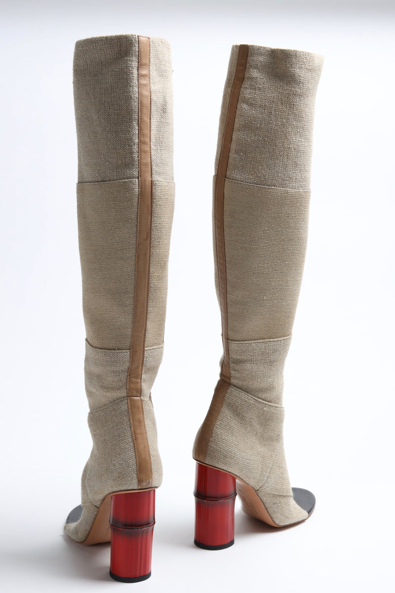 Open Toe Boots in Nature/Red