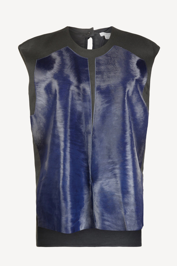 Top with fur in black / blue